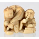 A JAPANESE IVORY NETSUKE OF HOTEI, 2.5CM H, MEIJI PERIOD