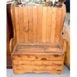A STAINED PINE BOX SETTLE, 90CM W