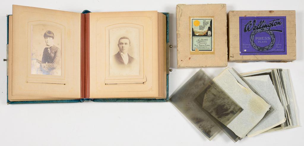 A VICTORIAN TURQUOISE PLUSH PHOTOGRAPH ALBUM OF CARTES DE VISITE BY NOTTINGHAM PHOTOGRAPHERS,