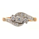 AN EDWARDIAN DIAMOND TWIST RING IN GOLD MARKED 18CT PLAT, 3.5G, SIZE K½++TARRNISH, LIGHT SCRATCHES