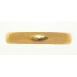 A 22CT GOLD WEDDING RING, BIRMINGHAM 1939, 4.5G, SIZE I++LIGHT SCRATCHES CONSISTENT WITH AGE