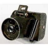 A WW II UNITED STATES AIR FORCE AIRCRAFT CAMERA TYPE K20, BY THE FAIRCHILD AVIATION CORPORATION, NEW