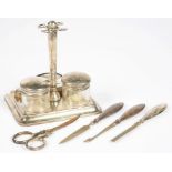 A GEORGE V SILVER MANICURE SET AND STAND, BIRMINGHAM 1925, 3OZS 7DWTS++TARNISHED
