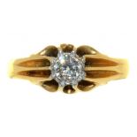 A DIAMOND SOLITAIRE GENTLEMAN'S RING, APPROX 0.4 CT, IN 18CT GOLD, LONDON, 1980, 6G, SIZE W++