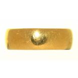 A 22CT GOLD WEDDING RING, BIRMINGHAM 1900, MAKER F&S, 4.5G, SIZE M++WEAR CONSISTENT WITH AGE