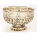 AN EDWARD VII SILVER REPOUSSÉ BOWL, 19 CM DIAM, SHEFFIELD 1906, 15OZS 6DWTS