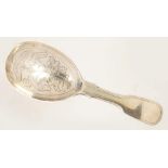 A GEORGE IV SILVER CADDY SPOON, LONDON 1824, 8DWTS++GOOD CONDITION