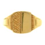 AN ENGRAVED 9CT GOLD SIGNET RING, 5G, SIZE X++SCRATCHES AND WEAR CONSISTENT WITH AGE, RING SIZER