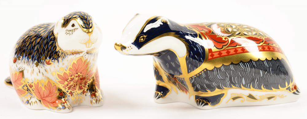 A ROYAL CROWN DERBY RIVERBANK BEAVER AND A MOONLIGHT BADGER, PRINTED MARKS, GILT STOPPERS