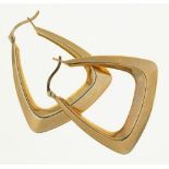 A PAIR OF HOLLOW 9CT GOLD HOOP EARRINGS, MARKED 375, 3.5G++LIGHT WEAR CONSISTENT WITH AGE