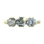 A THREE STONE DIAMOND RING, BRILLIANT CUT DIAMONDS APPROX 1.25 CT, J/K COLOUR, SI1-SI2 CLARITY, IN