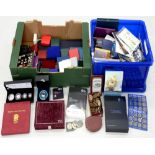 AN EXTENSIVE COLLECTION OF UNITED KINGDOM PROOF AND COMMEMORATIVE SILVER COINS AND CUPRO-NICKEL