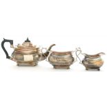 A GEORGE V THREE PIECE SILVER TEA SERVICE, SHEFFIELD 1929, 42OZS++TARNISHED