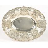 A GEORGE V PIERCED SILVER REPOUSSÉ FRUIT BOWL, 31 CM W, BIRMINGHAM 1914, 10OZS 6DWTS++GOOD