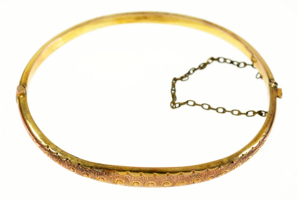 A 9CT GOLD BANGLE, BIRMINGHAM 1902, 6G, FITTED CASE++IN GOOD CONDITION, WITH LIGHT WEAR CONSISTENT