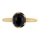 A BROWN STAR SAPPHIRE RING, IN 9CT GOLD, 2G, SIZE N++SAPPHIRE HAS CHIP TO GIRDLE UNDERNEATH