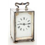 A GEORGE V SILVER CARRIAGE TIMEPIECE, 12.5 CM H, FRENCH MOVEMENT, CASE BY WALKER & HALL,