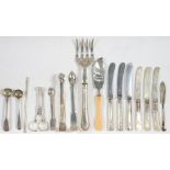 MISCELLANEOUS SILVER FLATWARE, VICTORIAN AND LATER, 8OZS 3DWTS WEIGHABLE