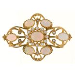 AN OPAL AND PEARL BROOCH, IN 9CT GOLD, 4.5 X 3.5 CM, 9G++IN GOOD CONDITION