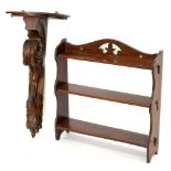 A VICTORIAN CARVED OAK WALL BRACKET, 70CM H AND A SET OF MAHOGANY HANGING SHELVES, 58CM W