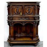 A NORTH EUROPEAN CARVED WALNUT BUFFET, LATE 19TH OR EARLY 20TH C, 146CM H; 116 X 52CM