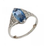 AN ART DECO AQUAMARINE AND DIAMOND RING the oval faceted aquamarine approx 0.75 ct, in platinum, 3g,