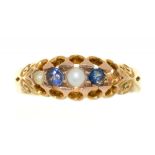 A VICTORIAN SAPPHIRE AND PEARL RING, IN 18CT GOLD, BIRMINGHAM 1871, 2G, SIZE L++PEARLS ABRADED,