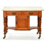 A VICTORIAN MAHOGANY MARBLE TOP WASHSTAND ON TURNED LEGS, 73CM H; 99 X 49CM