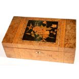 A VICTORIAN WALNUT AND MARQUETRY WRITING BOX WITH STRAW WORK BANDING, 46CM W