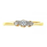 A THREE STONE DIAMOND RING, IN GOLD MARKED 18CT & PLAT, SIZE M, 2G++LIGHT WEAR CONSISTENT WITH AGE
