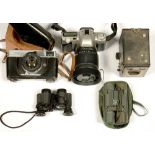 A QUANTITY OF VINTAGE CAMERAS AD BINOCULARS, INCLUDING CANON, KODAK AND OTHERS