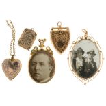 TWO GOLD LOCKETS, TWO LOCKETS WITH GOLD FRONTS AND A SILVER GILT HEART LOCKET AND CHAIN++GENERAL
