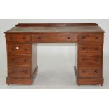 A VICTORIAN MAHOGANY PEDESTAL DESK, 70CM H; 121 X 51CM