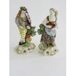 A PAIR OF SAMSON FIGURES OF MUSICIANS AFTER 18TH C DERBY MODELS, ON PIERCED GILT BASE, 20CM H,