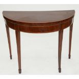 AN EDWARDIAN INLAID MAHOGANY CARD TABLE ON SQUARE TAPERING LEGS, 71CM H X 92CM W