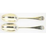 A PAIR OF GEORGE III SILVER DESSERT SPOONS, OLD ENGLISH PATTERN, LONDON 1764, 4OZS 8DWTS++GOOD