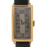 AN ART DECO LADY'S WRISTWATCH, IN 18CT GOLD, NUMBERED 9683, IMPORT MARKED GLASGOW 1930, FABRIC