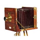 A VICTORIAN BRASS MOUNTED MAHOGANY 10 X 8 INCH FIELD CAMERA W WATSON & SONS 313 HIGH HOLBORN LONDON,