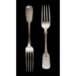 A SET OF SIX VICTORIAN SILVER TABLE FORKS Fiddle pattern, by John Taylor, London 1867, 14ozs