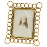 AN EDWARDIAN LACQUERED BRASS CHAIN PHOTOGRAPH FRAME, ROD STRUT, 22 X 17.5CM, C1900