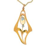 AN ART NOUVEAU OPAL AND SPLIT PEARL PENDANT IN GOLD MARKED 9CT, ON A GOLD CHAIN MARKED 9CT, 5G++DARK