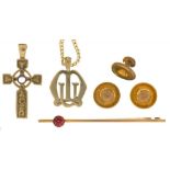 A PASTE SET GOLD BAR BROOCH, MARKED 9CT, AND OTHER 9CT GOLD JEWELLERY (6), 10G++LIGHT WEAR