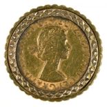 GOLD COIN. SOVEREIGN, 1958, IN 9CT GOLD RING, 15.5G, SIZE Q++LIGHT WEAR CONSISTENT WITH AGE