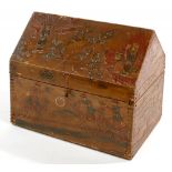 A JAPANNED WOOD BOX, 27CM L, PROBABLY 1930'S