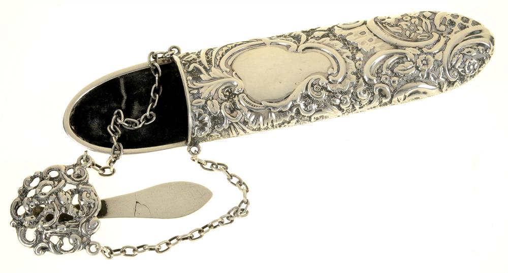 A VICTORIAN SILVER SPECTACLES CASE, 16 CM L, BIRMINGHAM 1898, 2OZS 10DWTS++GOOD CONDITION FOR AGE