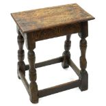 AN 18TH C OAK JOINT STOOL, 52CM H