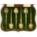 A SET OF SIX EDWARD VII SILVER GILT COFFEE SPOONS, BIRMINGHAM 1909, 2OZS 15DWTS++GILT WORN AND