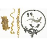 A QUANTITY OF BUTLER AND WILSON JEWELLERY INCLUDING LIZARDS AND CROCODILES, COMPRISING TWO