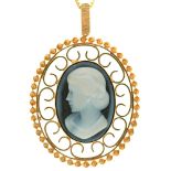 A JASPER CAMEO IN 9CT GOLD, 15.5G, ON 9CT GOLD CHAIN, 2.5G, CIRCA 1970S++IN GOOD CONDITION
