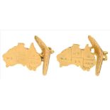 A PAIR OF GOLD 'MAP' CUFFLINKS OF AUSTRALIA, MARKED 9CT LD, 2.5G++GOOD CONDITION